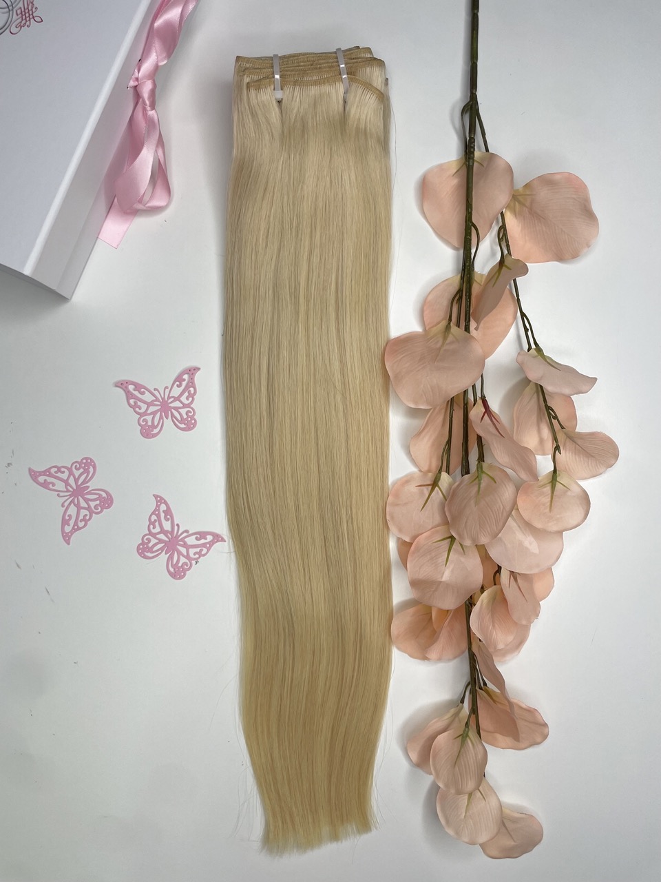 20" Tailand weft hair extension - Sandy blonde 24